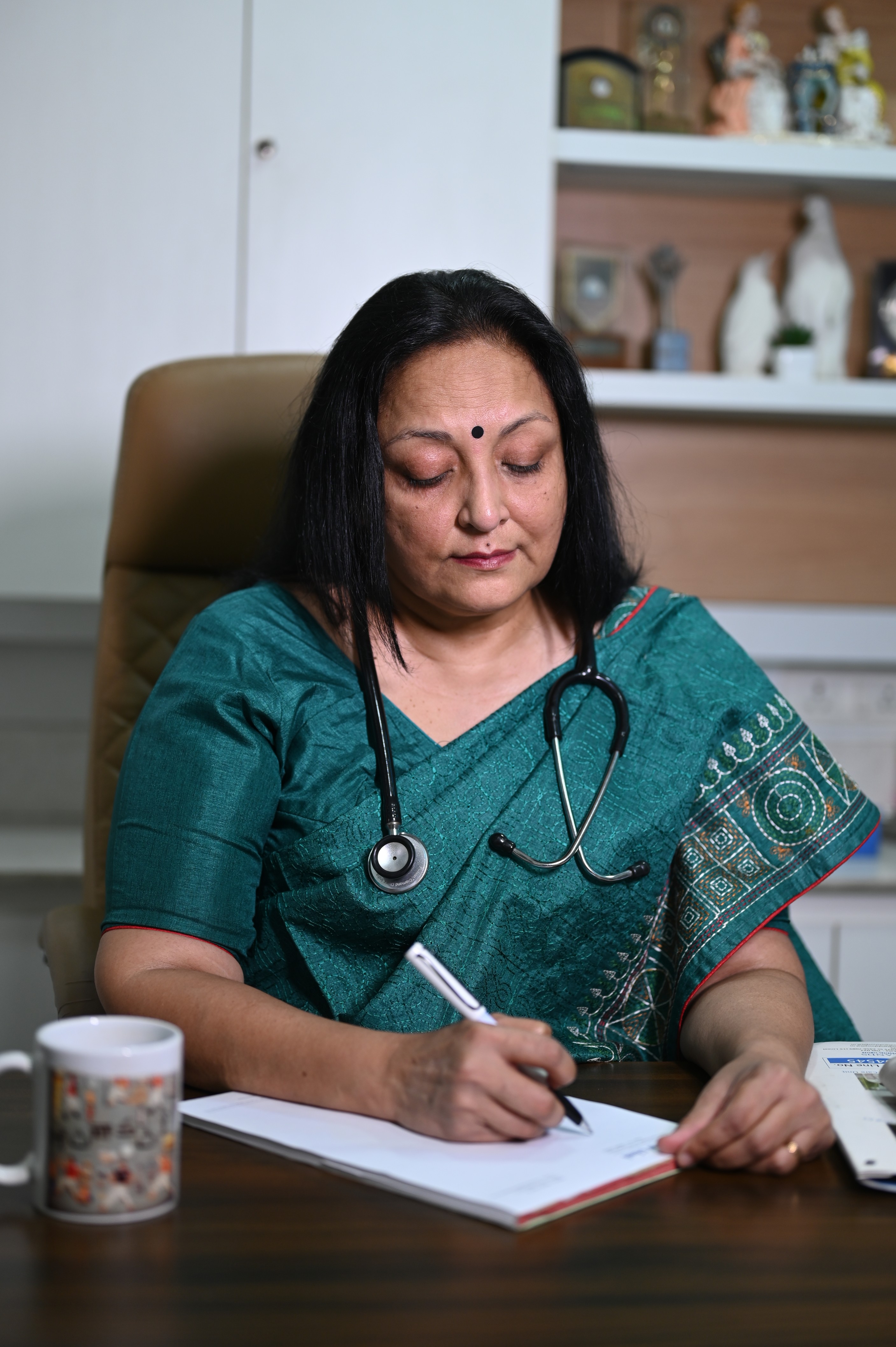 Dr. Sarbani Ghosh, Best Gynaecologist in Behala providing compassionate care